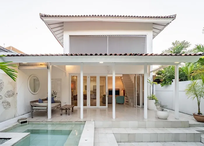 Margaretta * Seminyak (Bali)